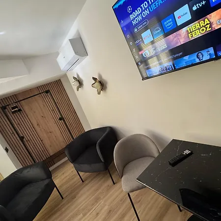 Plaza Nogalera アパート